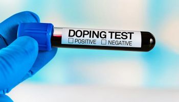 Doping no Esporte: Explorando seus Efeitos, Detecção e Implicações